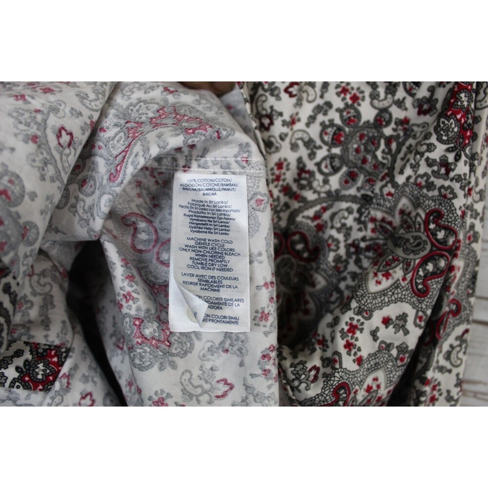 Chaps No Iron Button Front Shirt Top Size XL Paisley Red Black Long Sleeve - Picture 6 of 6